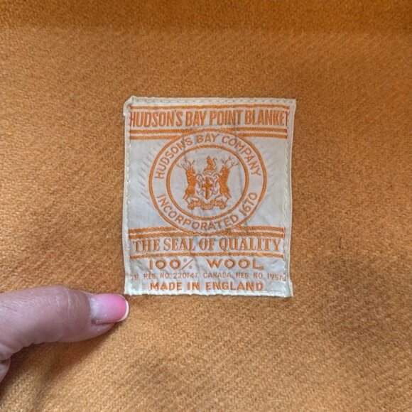 Hudson's Bay Company 60x 86Twin Size 3.5 Point BlanketAntique - Picture 4 of 8